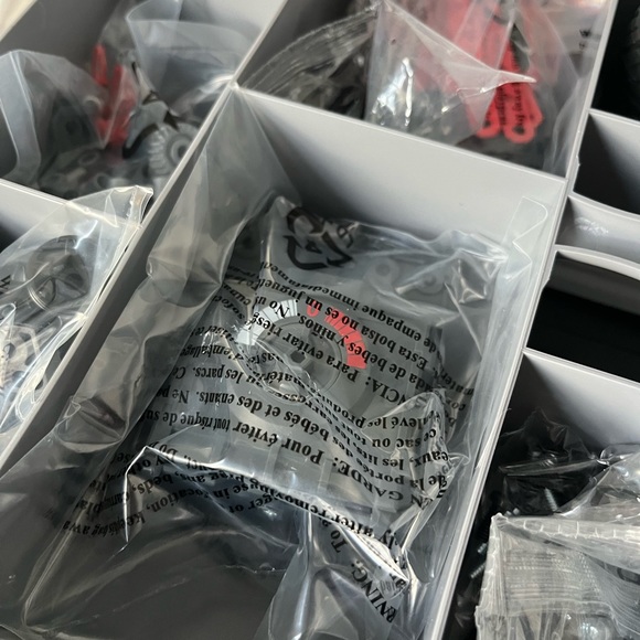 Meccano 27 in 1 Supercar, robotics, STEAM - Picture 8 of 10